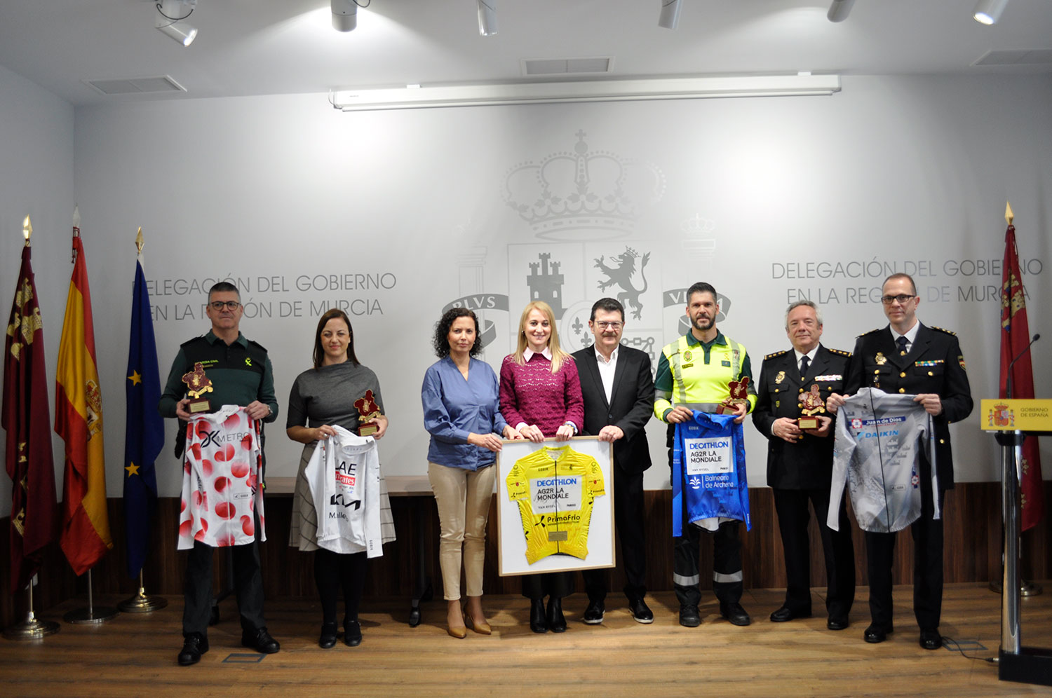 Agradecimiento de la Vuelta Ciclista a la Región de Murcia – Costa Cálida – Gran Premio Primafrio 2024 a las Fuerzas de Seguridad del Estado
